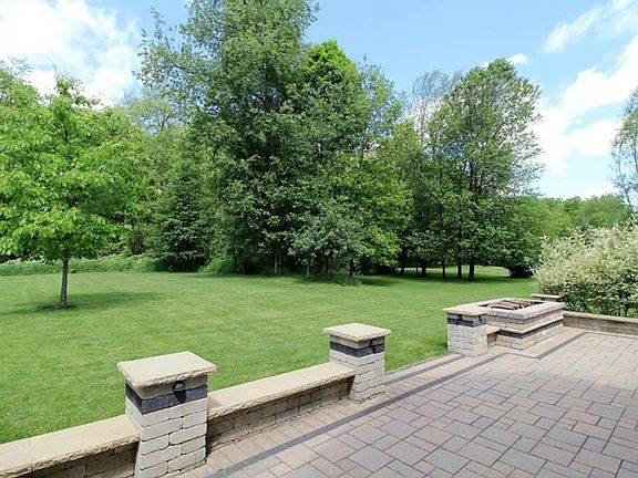 5th image of 5415 Birch Dr