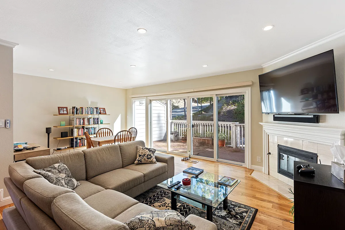 Building Photo - 431 Woodminster Dr