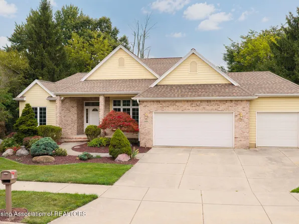 5601 Wild Iris Ln, Haslett, MI 48840