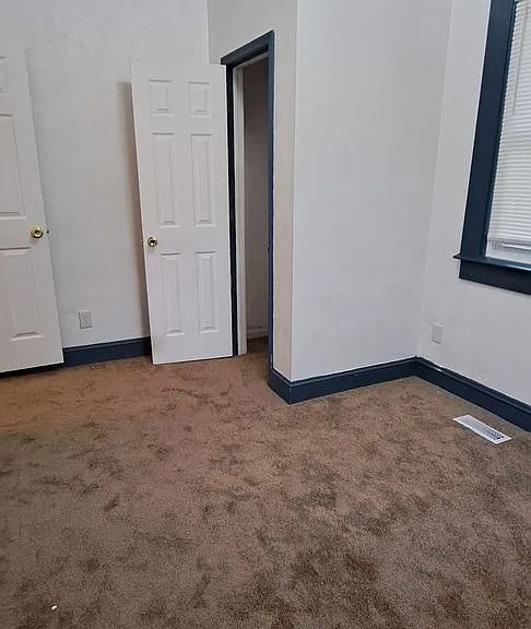 1321 Chesapeake Ave — Photo 5