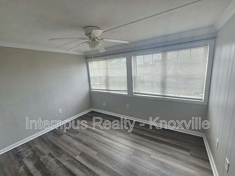 2749 Sullins St #304 — Photo 13