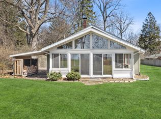 9399 Shore Acres Ln, Lakeside, MI 49116