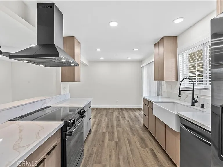 220 N Monte Vista St #C — Photo 12