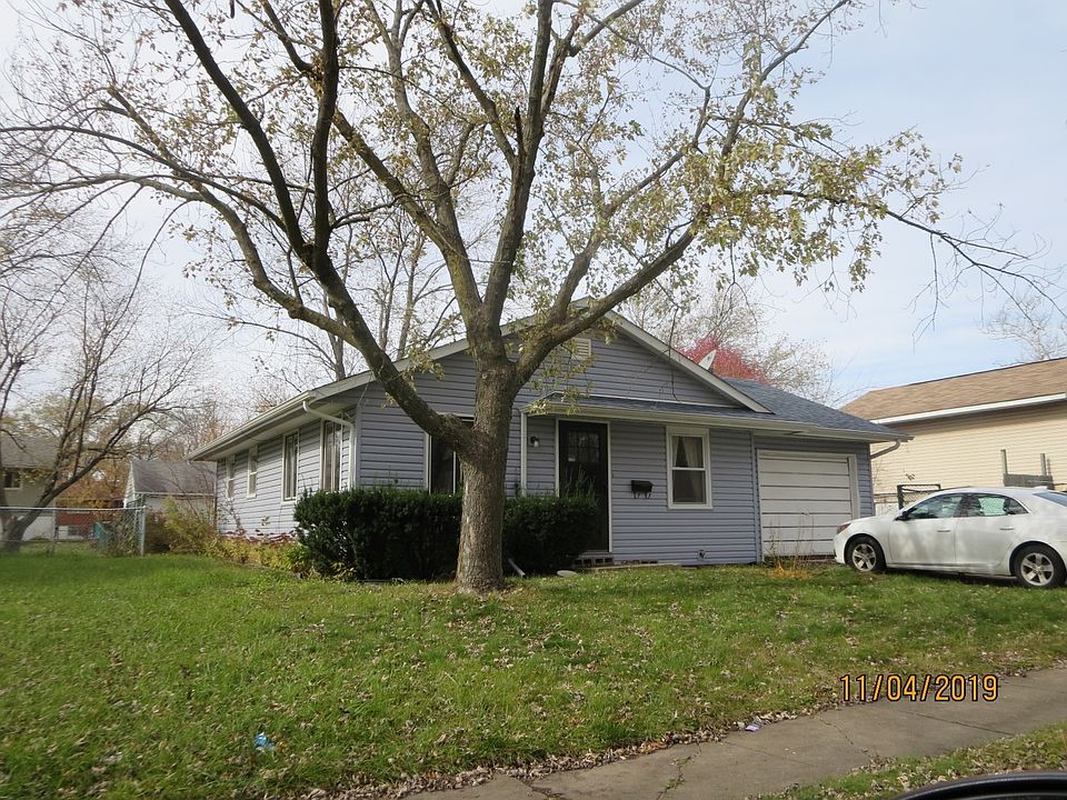 1st image of 22124 E Churchill Dr