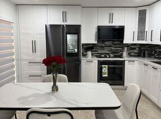 1115 W Okeechobee Rd, Hialeah, FL 33010