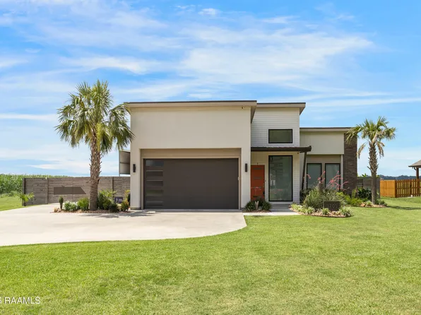 3703 Daspit Rd, New Iberia, LA 70563