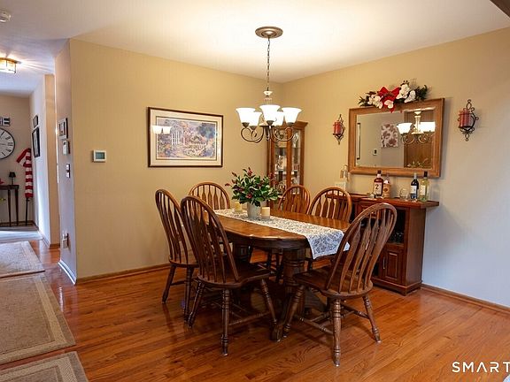5th image of 6 Juniper Circle #6