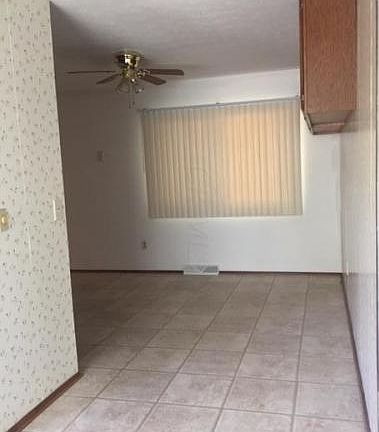 4th image of 4147 Grayfriars Ln