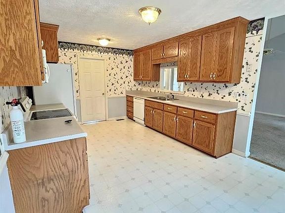 4th image of 6805 Jacobs Creek Cir