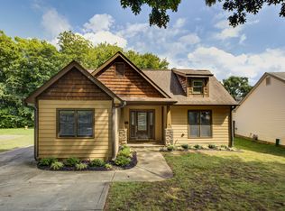 448 N Summit Ave, Charlotte, NC 28216