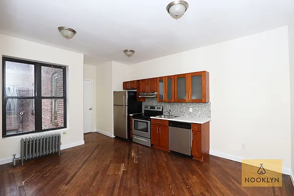Rented by Nooklyn NYC LLC | media 13
