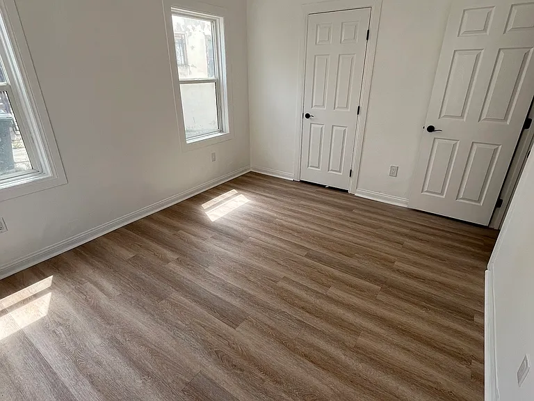 1044 N Townsend Ave #1044 — Photo 6