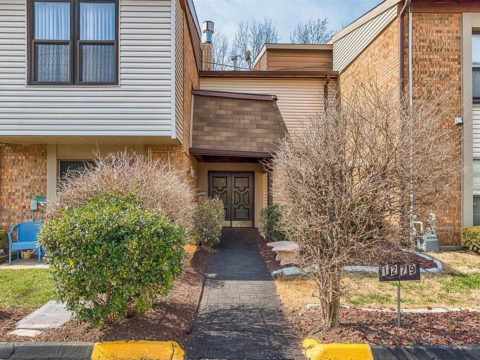 1st image of 1279 Guelbreth Ln APT 202