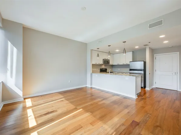 1200 Main St APT 1002, Dallas, TX 75202