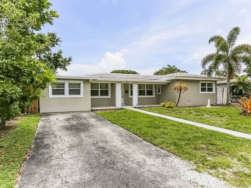 1st image of 2918 NW 5th Ave