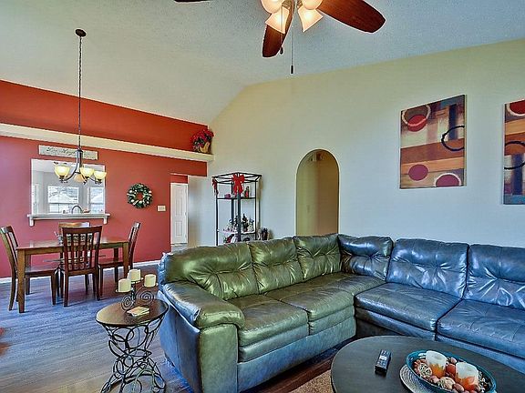 5th image of 6758 Cherry Blossom West Dr