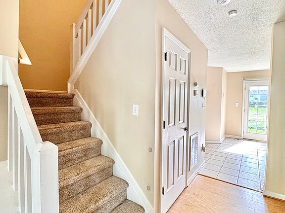 4th image of 4437 Carlys Way