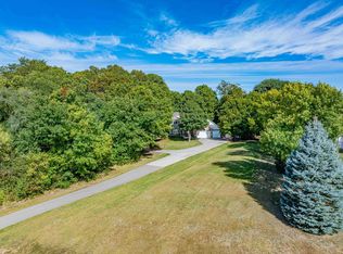 5450 Raven Point Rd, Prior Lake, MN 55372