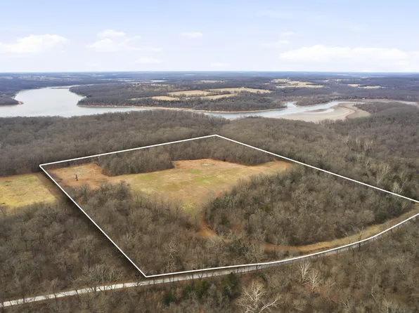 000 E Dade 94, Everton, MO 65646