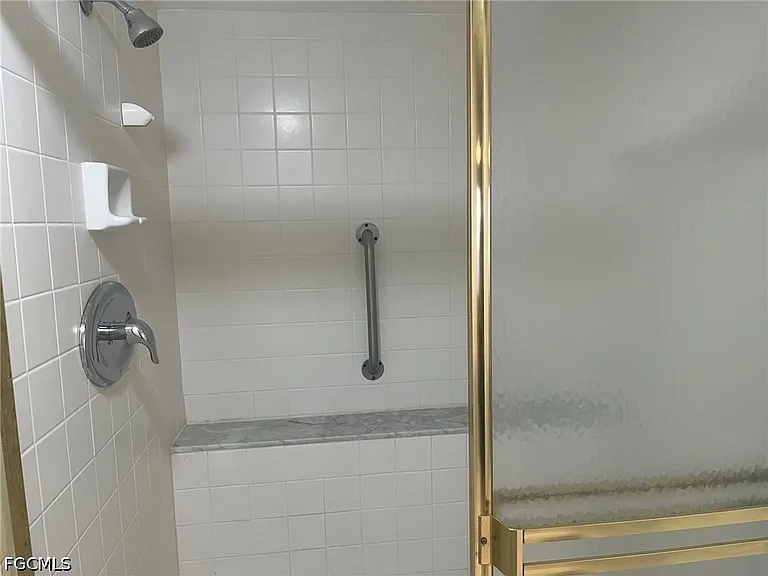 7430 Lake Breeze Dr #505 — Photo 9