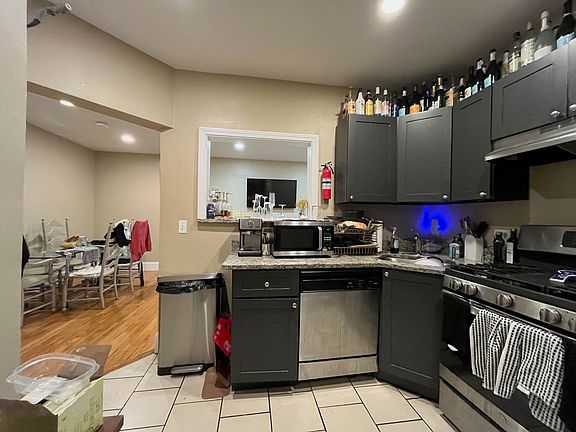 2nd image of 61 Thatcher St #111