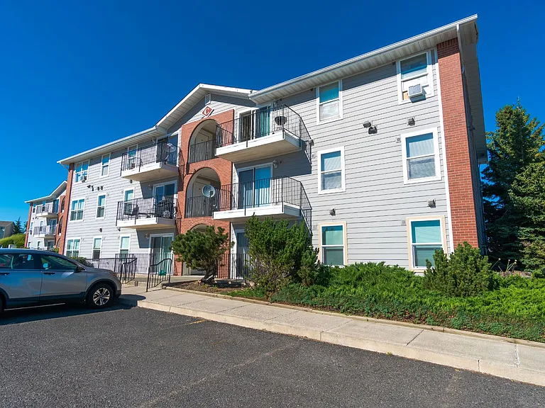 1645 NE Merman Dr #D303 — Photo 13