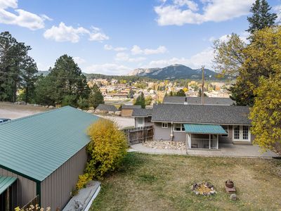 708 Wright Dr, Custer, SD, 57730