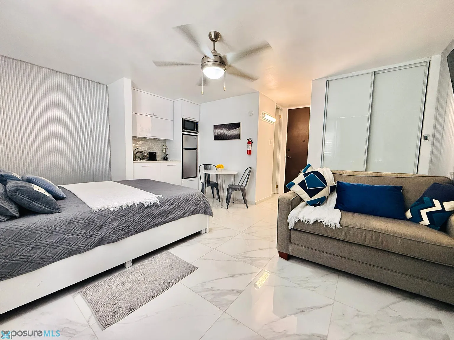 Kingsville (Condominio) — Photo 4