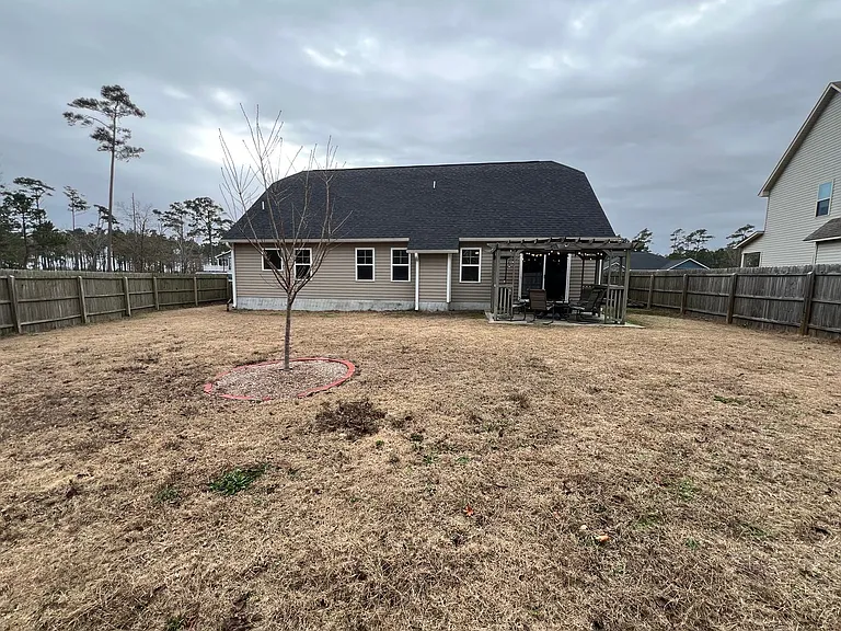 310 Landon Ln — Photo 22