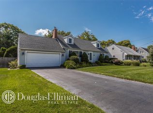 22 Nancy Dr, Sayville, NY 11782