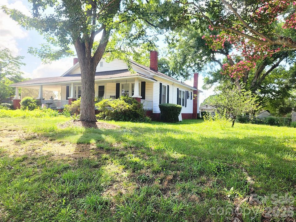 1st image of 29 Brookwood Ave NW