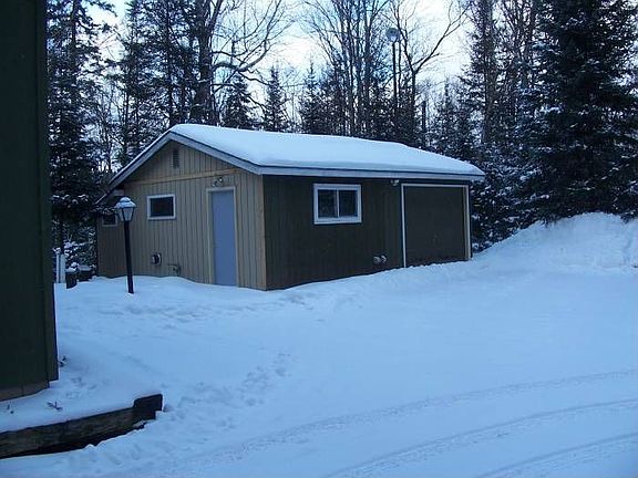 workshop and 2nd garage