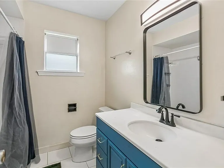 5751 Carlisle Ct — Photo 6