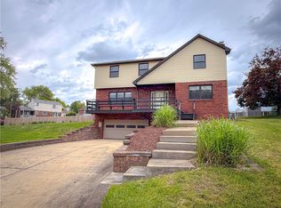 2500 Red Oak Dr, Pittsburgh, PA 15220