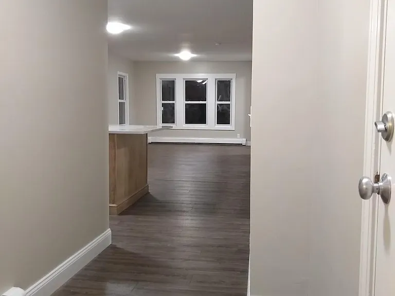 49 Westminster Ave #1 — Photo 39