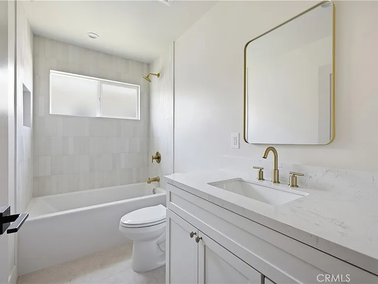 2032 W 88th St — Photo 12