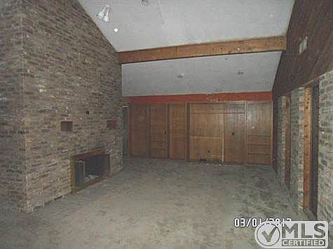 4th image of 7900 Abramshire Ave