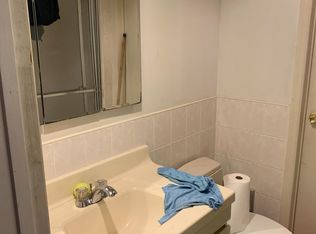 73-27 173rd St, Fresh Meadows, NY 11366