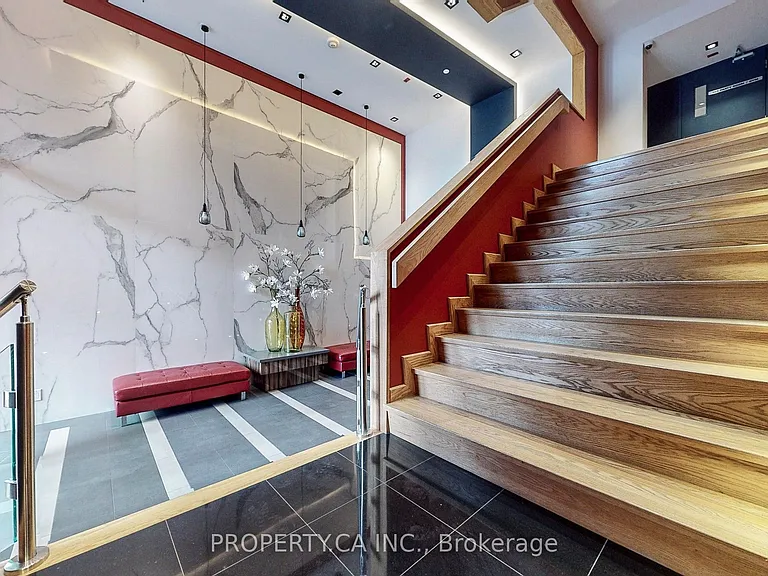 205 Manning Ave #403 — Photo 13