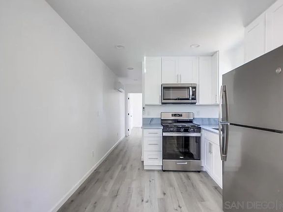 5th image of 317 33rd St