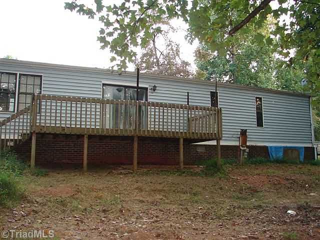 2nd image of 2909 Spruce Ct