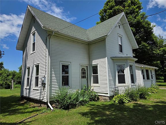 3rd image of 11745 S Main St
