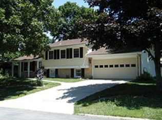 245 Holiday Hl, Lexington, OH