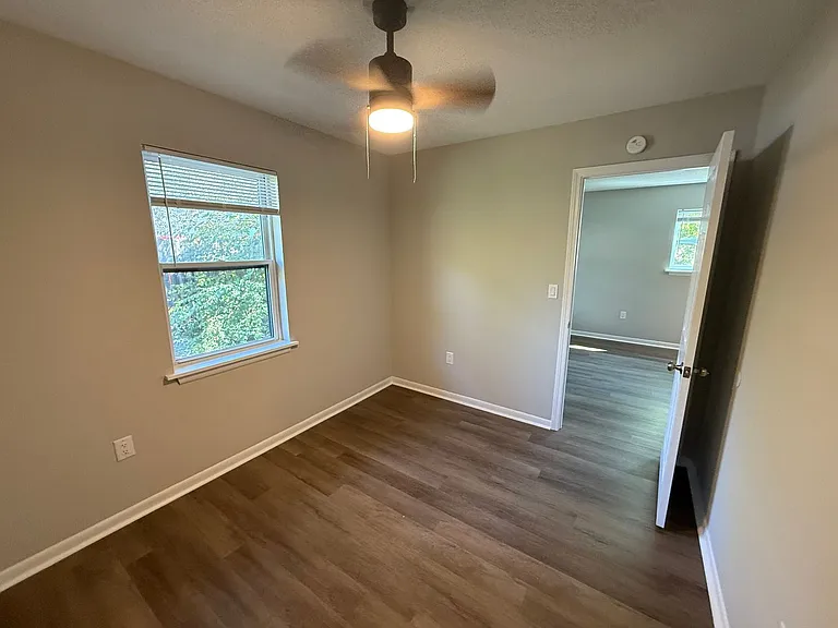 213 N Ann St #6 — Photo 12