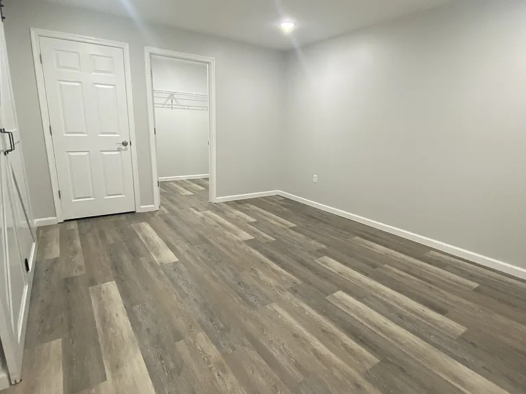 65 Woods Edge Rd #17 — Photo 6