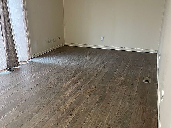2nd image of 7272 Charlesworth Dr
