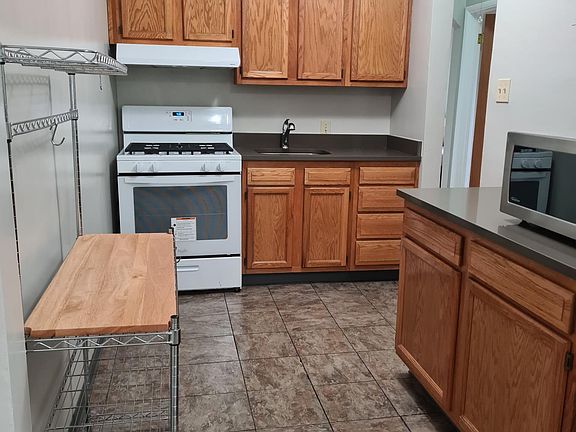 2nd image of 1962 S Columbine St APT 8