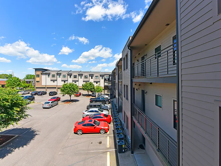 Ellis Germantown — Photo 10