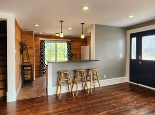 402 Broadway St, Springville, IA 52336