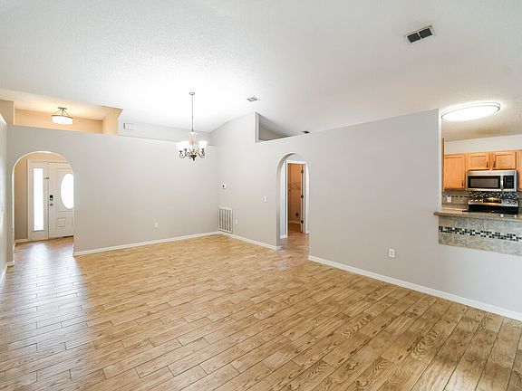 5th image of 3705 Iceni Ct
